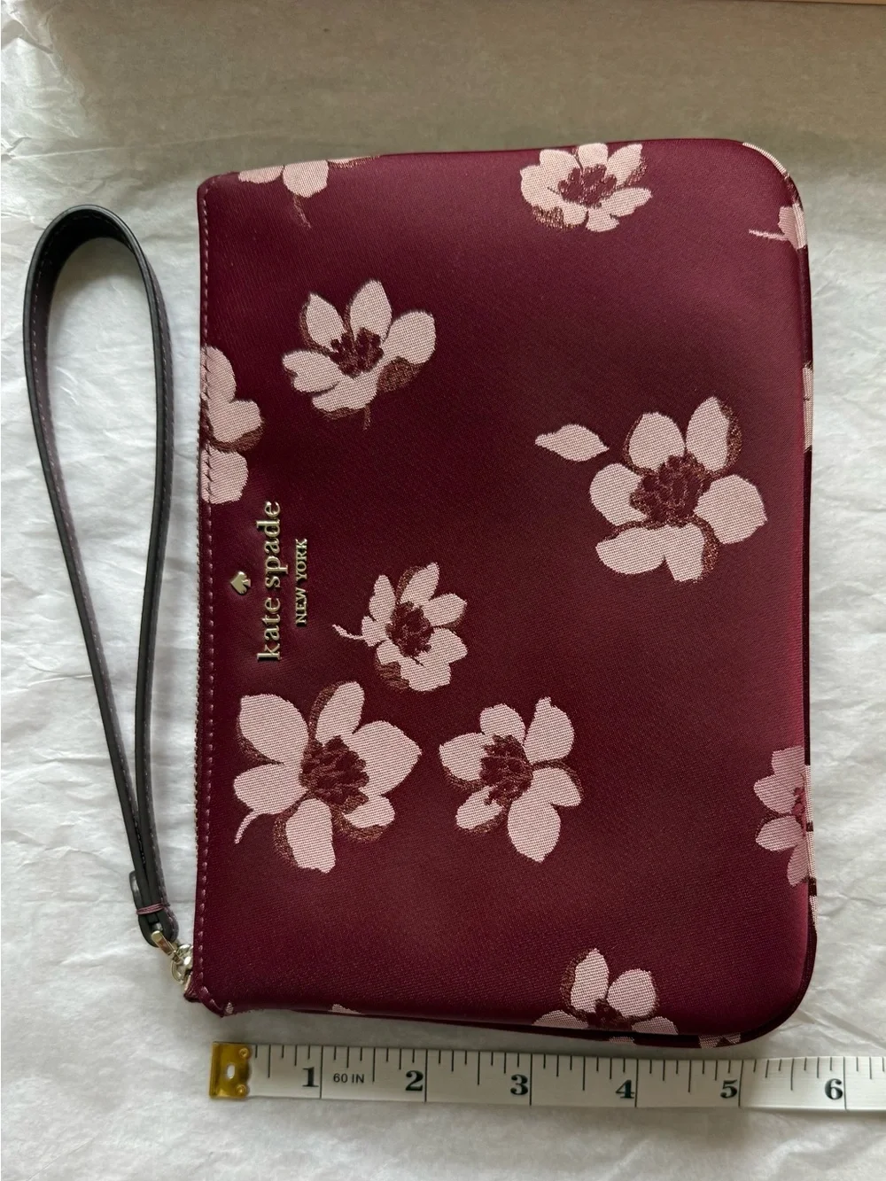 kate spade sleek zip